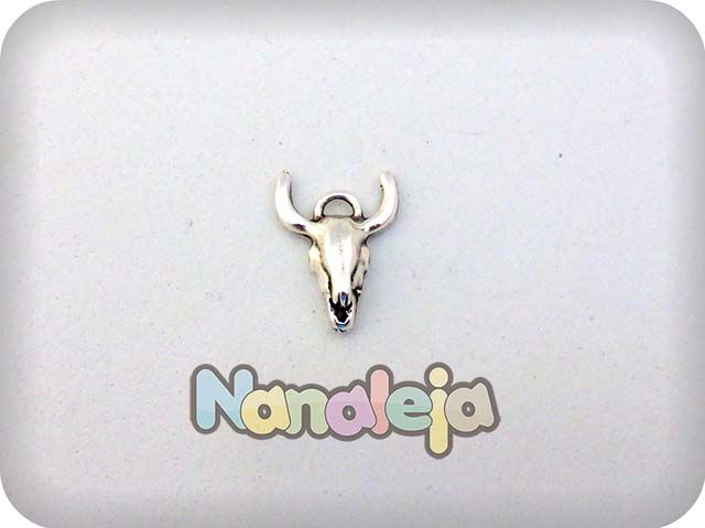 Charm craneo de toro zamak 13X20mm