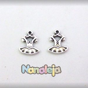 Colgante traje bailarina zamak 16X13mm)