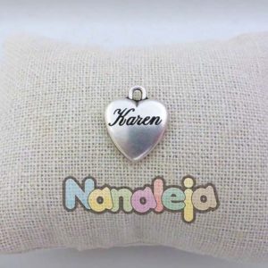 Grabado laser en colgante corazón 18mm de zamak (sólo un nombre)