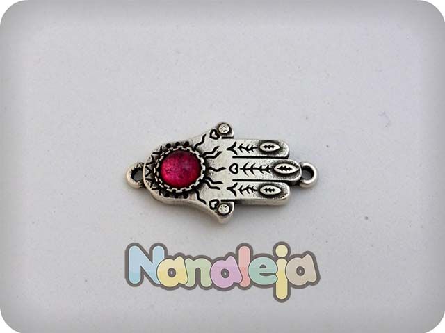 Mano de Fátima para pulsera con resina rosa 38X21mm