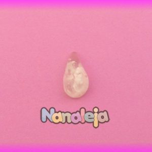 Resina para pegar con forma de gota blanco