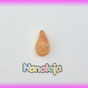 Resina para pegar con forma de gota naranja